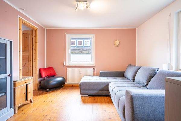 Vorderhaus - Wohnzimmer im Erdgeschoss