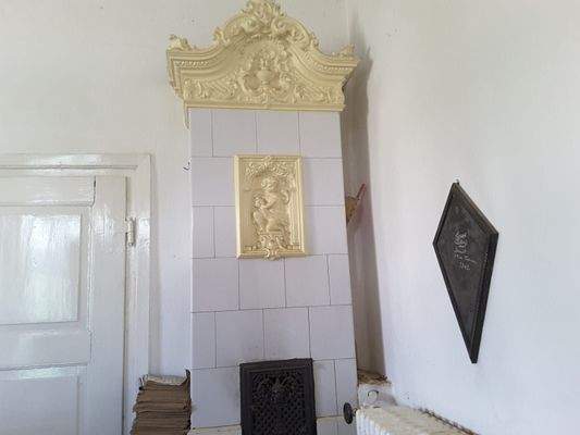 Denkmalgeschützter Kachelofen