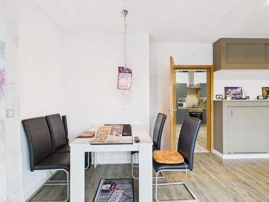 CAM04379G0-PR0076-STILL041