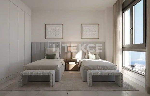 Apartments in Estepona with a Communal Swimming Pool