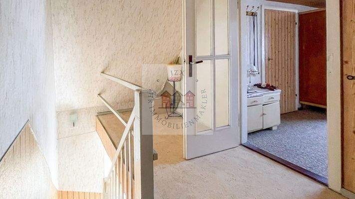 Flur/Treppe Dachgeschoss