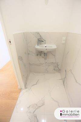 Toilette 1. DG