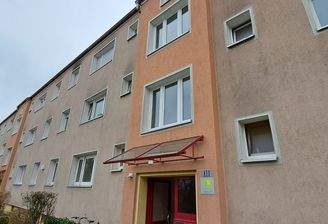 Haus Außenansicht.jpg