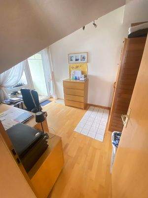 Kinderzimmer / Büro