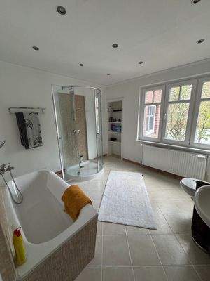 Badezimmer in Einheit I