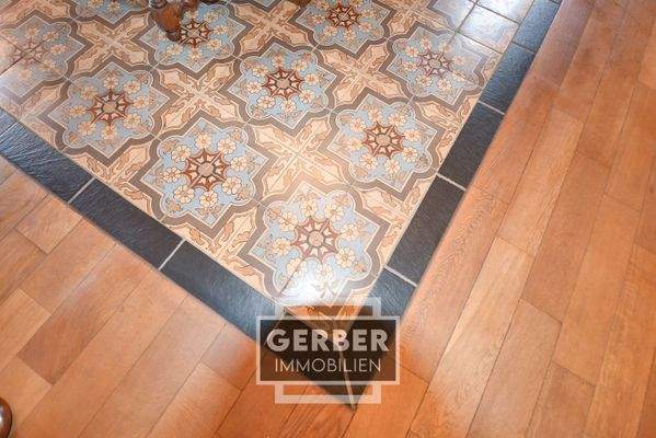 Antike Fliesen 1862 im Essbereich