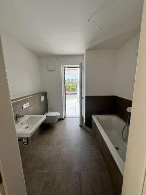 ViP_Wohnung 06 - Bad-WC 02.jpg