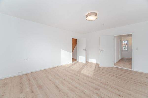 Schlafzimmer samt Ankleide