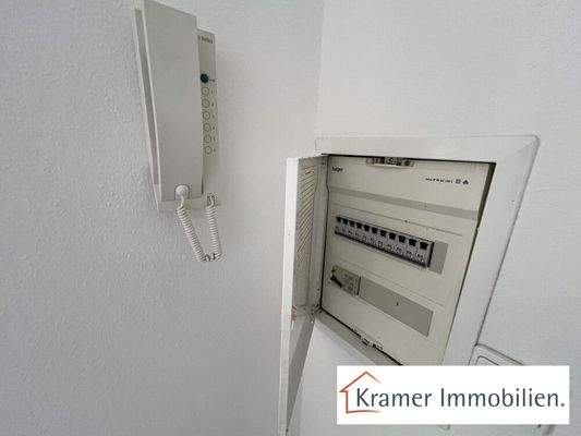 Verteilerkasten/Türsprechanlage mit Türöffner