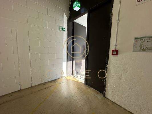 Innenaufnahme - Notausgang