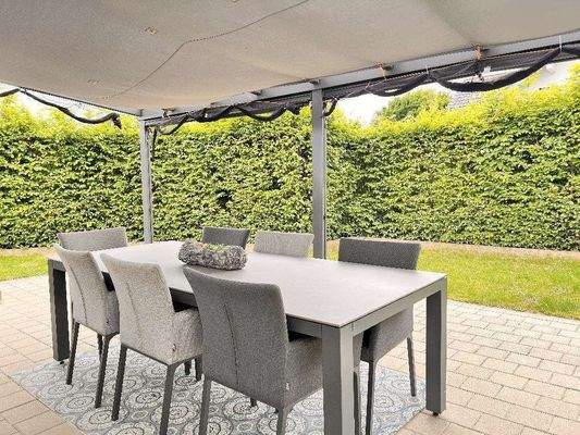 überdeckter Freisitz - nich...