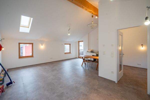 Büro/Lagerfläche im EG (2)