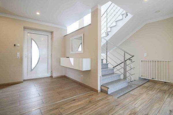 Eingangsbereich  (2)