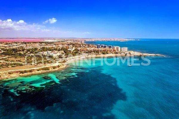 Ready to Move Apartments 300 M from the Sea in Orihuela