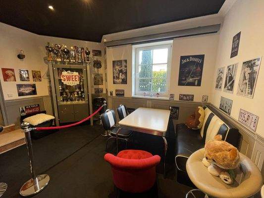 Gäste-/Speisezimmer