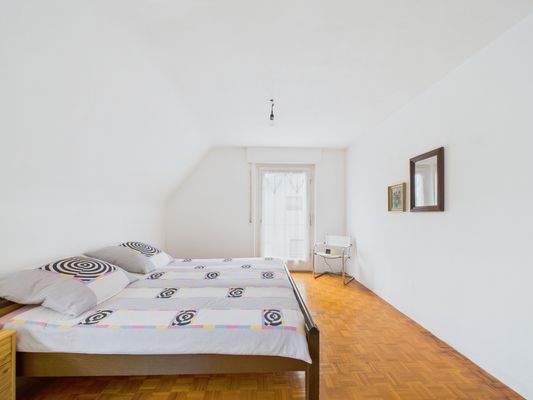 Schlafzimmer OG