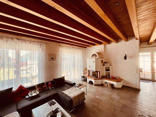 EG-Wohnzimmer%20mit%20Kamin