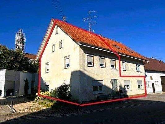 Rot umrandet -ca. Verlauf des Hauses im v. Bereich