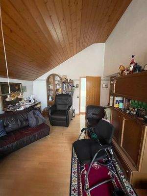 W9 Wohnzimmer (Weitwinkelaufnahme)