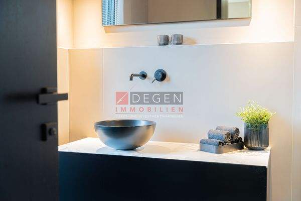 EG- Suite Nr. 1 mit eigenem Duschbad und Ankleide