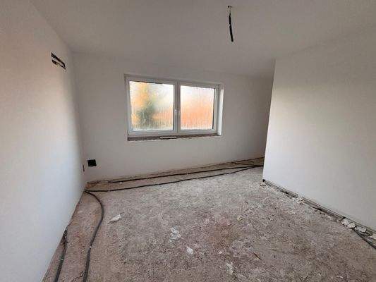 Masterbedroom im OG mit Badezimmer und begehbarem Schrank