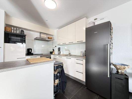 Hochwertige Einbauküche