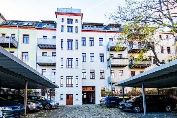 Rückansicht Gebäude