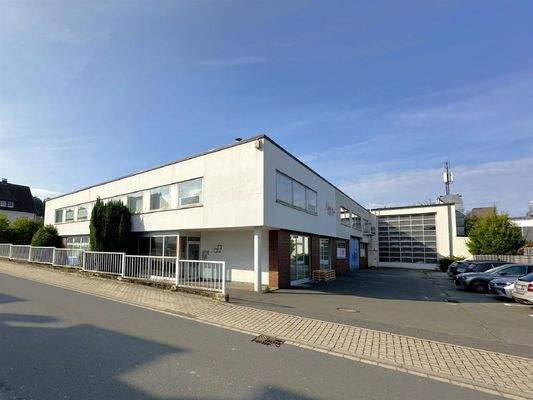 Sofortige Anmietung möglich!