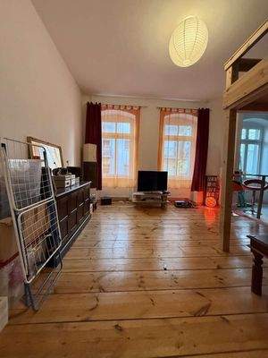 Wohnzimmer Blick z. Fenster