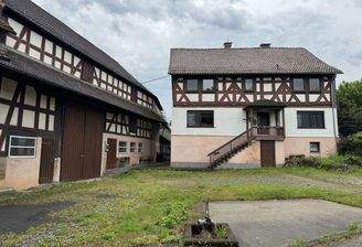 Vorderseite mit Hoffläche