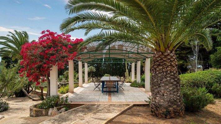 Charmante Finca mit verschiedenen Gebäuden zum Verkauf in Santanyí, Mallorca