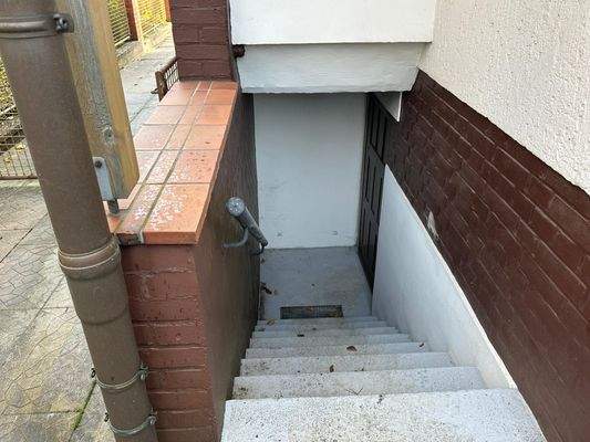 Außen_Kellereingang