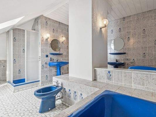 Badezimmer Dachgeschoss