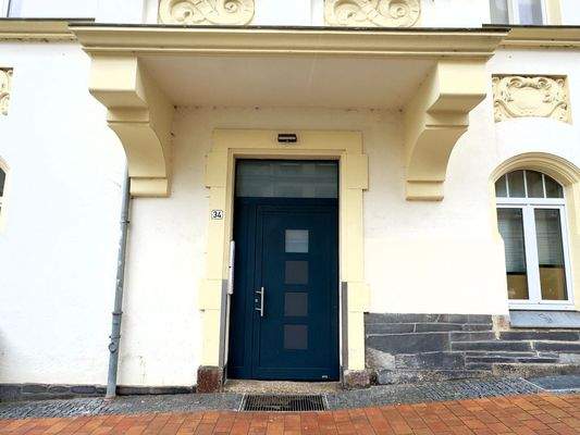 Eingangstür Straßenseite