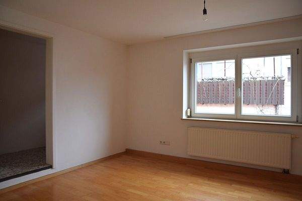 Zimmer + Abstellraum