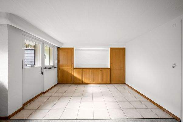 Zimmer mit Ausgang zum Garten