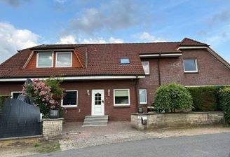 Hausansicht gesamt.jpeg