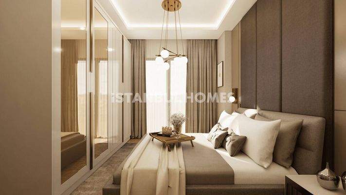 Lake-View Flats with Pool and Parking in İstanbul Avcılar