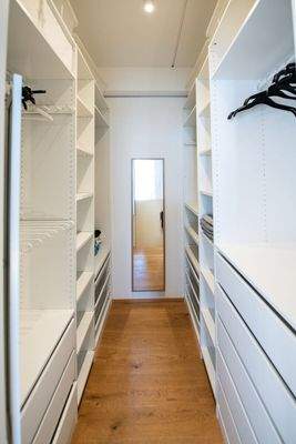 Best_Place_Wilhelmine_Gemberg_Weg_11_Garderobe-43