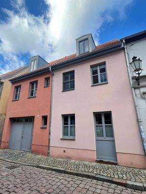 Stadthaus mit Einliegerwohnung