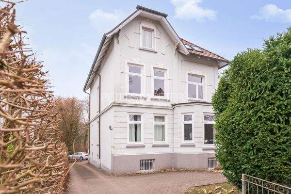 Grundstücksauffahrt