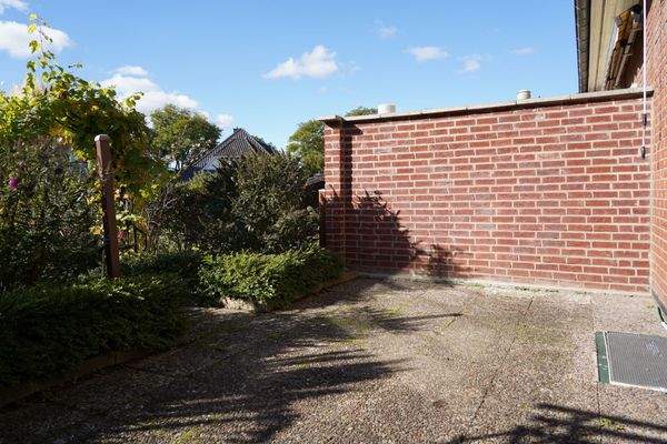 großzügige Terrasse