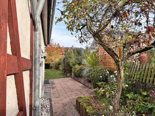 Terrasse an der rechten Seite