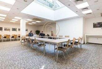 Konferenzraum Beispiel 2