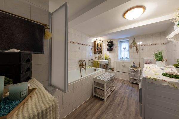 Haus 1 OG Badezimmer 