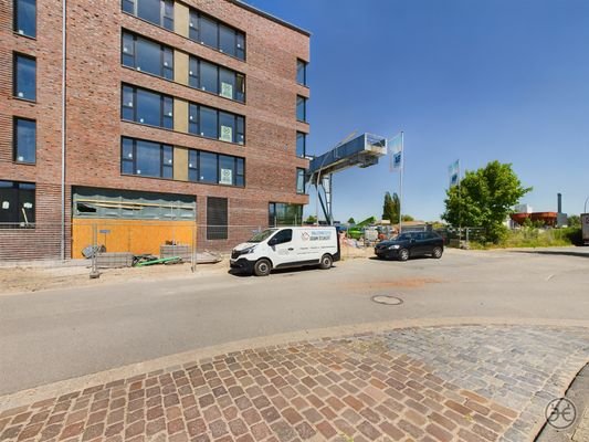 Eden-Ehbrecht-Immobilien_Gewerbemakler_U-Hof3_Büroneubau002