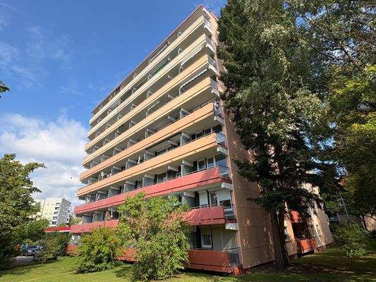 Wohnanlage_Blick vom Garten