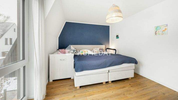 1. OG Elternschlafzimmer 2