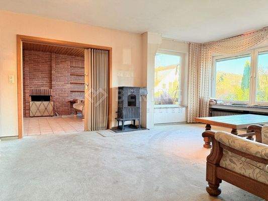 Wohnzimmer mit Kaminanschluss