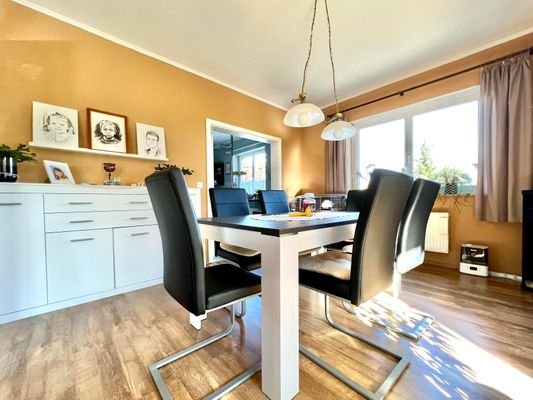 Essbereich im Wohnzimmer